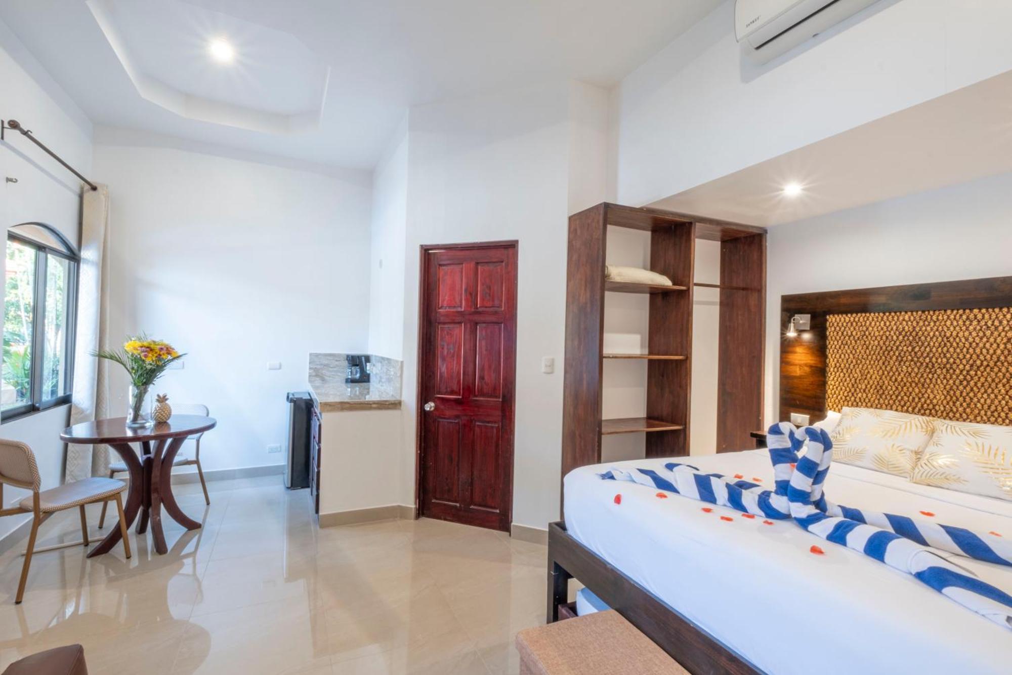 Las Brisas Resort And Villas Jacó Δωμάτιο φωτογραφία